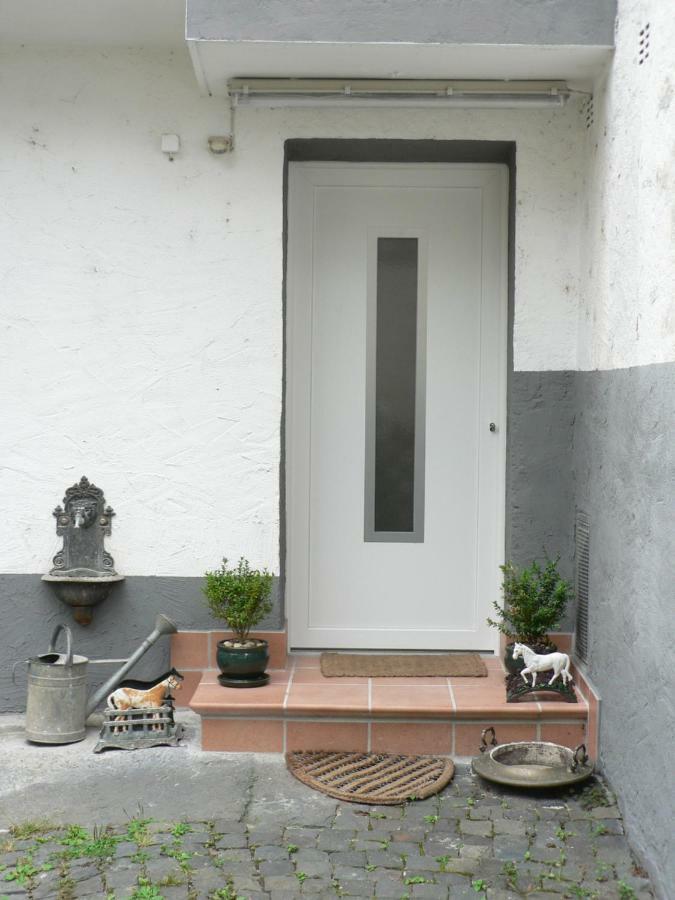 Gaestehaus Cheval Blanc Lorch am Rhein Esterno foto